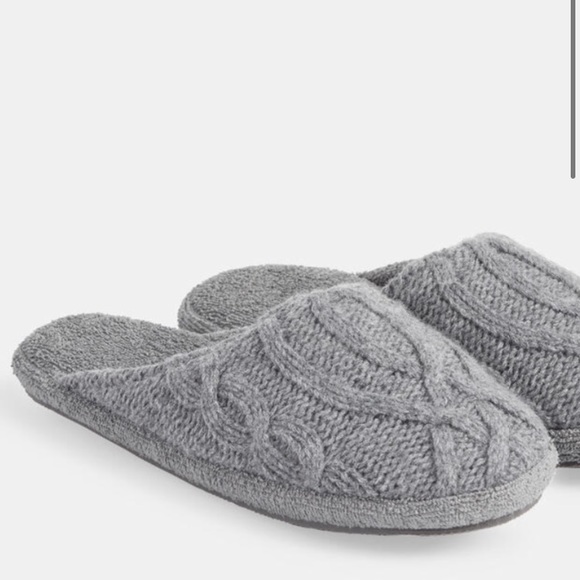 SOHO Home "Harrison" Slippers - Picture 2 of 5